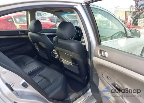 2015 Infiniti Q40 z USA, uszkodzony, nr VIN JN1CV6AR5FM522335